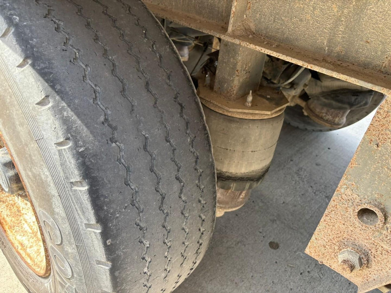 Tipper semi-trailer Fruehauf ONCRK22-110A (REMORQUE FRANCAIS / FRENCH TRAILER / DRUM BRAKES / FREINS TAMBOURS): picture 11