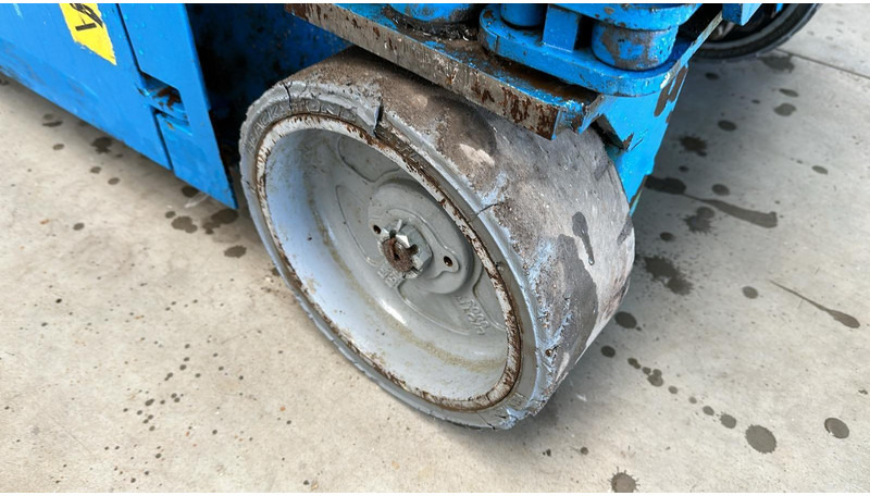 Genie GS1932 (8 meter) - Scissor lift: picture 5 Genie GS1932 (8 meter) - Scissor lift: picture 5