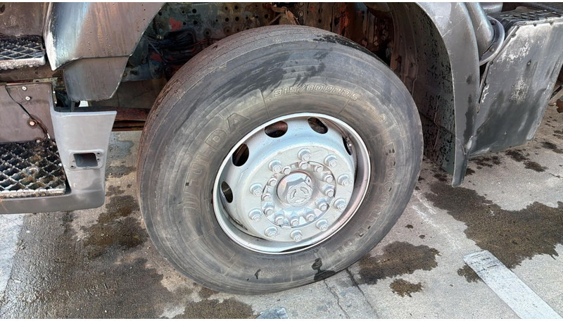 Iveco Eurotrakker 260 E 34 (POMPE MANUELLE / MANUAL PUMP / LAMES / GRAND PONT / BOITE MANUELLE) on lease Iveco Eurotrakker 260 E 34 (POMPE MANUELLE / MANUAL PUMP / LAMES / GRAND PONT / BOITE MANUELLE): picture 8