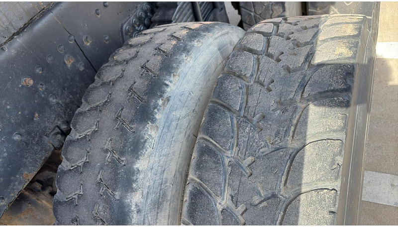 Tipper MAN 35.372 (MANUAL PUMP / 6 CYLINDER / BIG AXLE / STEEL SUSP.): picture 12 Tipper MAN 35.372 (MANUAL PUMP / 6 CYLINDER / BIG AXLE / STEEL SUSP.): picture 12