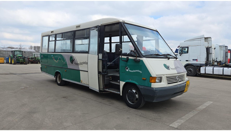 Mercedes-Benz Vario 614 (BELGIAN BUS / 34 SEATS / MANUAL PUMP / LAMES / STEEL SUSP.) - City bus: picture 2 Mercedes-Benz Vario 614 (BELGIAN BUS / 34 SEATS / MANUAL PUMP / LAMES / STEEL SUSP.) - City bus: picture 2