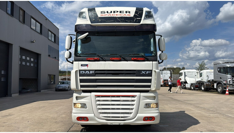 DAF 105 XF 460 (BOITE MANUELLE / MANUAL GEARBOX / TRES PROPRE) - Tractor unit: picture 2 DAF 105 XF 460 (BOITE MANUELLE / MANUAL GEARBOX / TRES PROPRE) - Tractor unit: picture 2