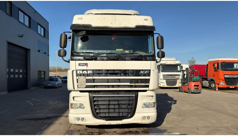DAF XF 105.460 (BOITE MANUELLE / MANUAL GEARBOX) - Tractor unit: picture 2 DAF XF 105.460 (BOITE MANUELLE / MANUAL GEARBOX) - Tractor unit: picture 2