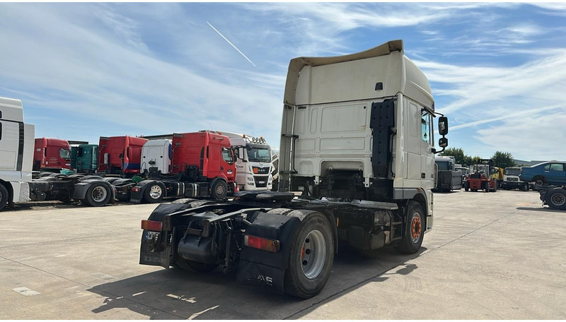 DAF XF 105.460 (MANUAL GEARBOX / BOITE MANUELLE / TOP CONDITION) - Tractor unit: picture 4 DAF XF 105.460 (MANUAL GEARBOX / BOITE MANUELLE / TOP CONDITION) - Tractor unit: picture 4