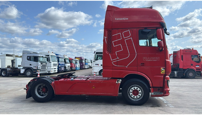 DAF XF 440 (BELGIAN TRUCK / PERFECT CONDITION / VERY CLEAN / 2 TANKS / AIRCO) - Tractor unit: picture 4 DAF XF 440 (BELGIAN TRUCK / PERFECT CONDITION / VERY CLEAN / 2 TANKS / AIRCO) - Tractor unit: picture 4