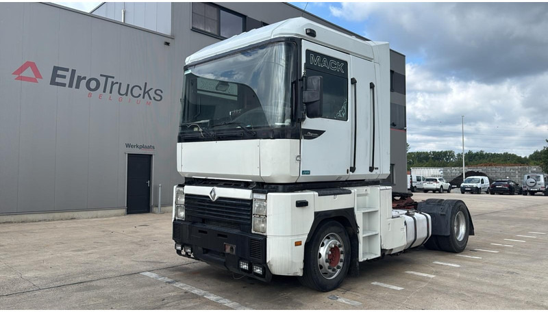 Renault AE Magnum 390 (POMPE MANUELLE / MANUAL PUMP / BOITE MANUELLE / MANUAL GEARBOX) - Tractor unit: picture 1 Renault AE Magnum 390 (POMPE MANUELLE / MANUAL PUMP / BOITE MANUELLE / MANUAL GEARBOX) - Tractor unit: picture 1
