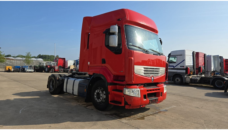 Renault Premium 440 (BOITE MANUELLE / MANUAL GEARBOX) - Tractor unit: picture 2 Renault Premium 440 (BOITE MANUELLE / MANUAL GEARBOX) - Tractor unit: picture 2