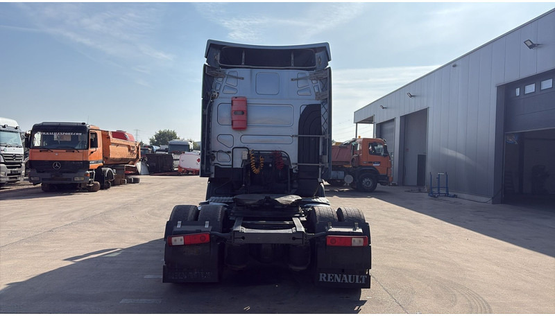 Renault Premium 450 DXI (BOITE MANUELLE / MANUAL GEARBOX) - Tractor unit: picture 5 Renault Premium 450 DXI (BOITE MANUELLE / MANUAL GEARBOX) - Tractor unit: picture 5