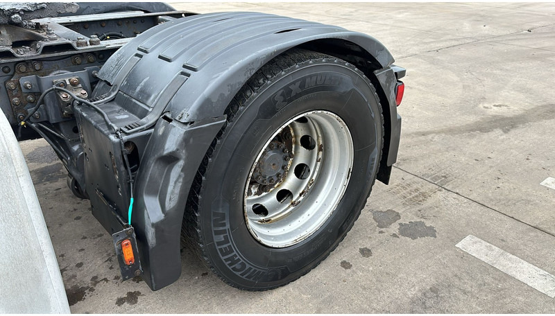 Tractor unit Renault Premium 460 DXI (PERFECT CONDITION): picture 9