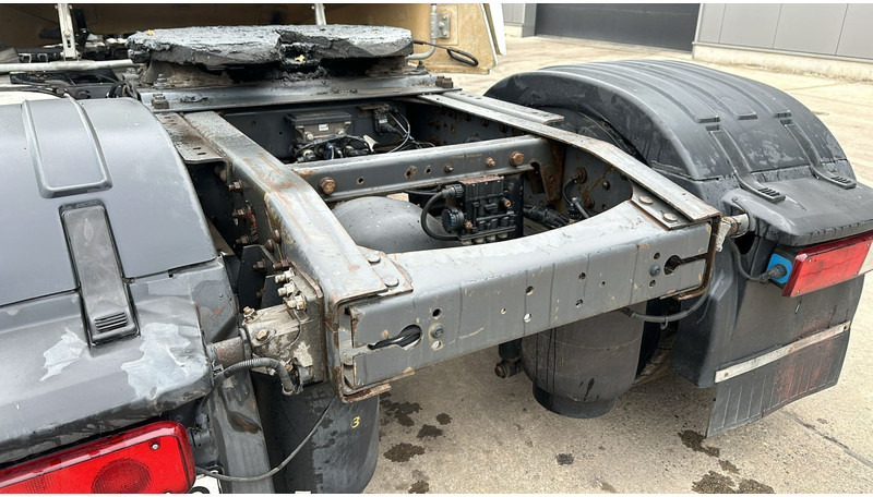 Tractor unit Renault Premium 460 DXI (PERFECT CONDITION): picture 11