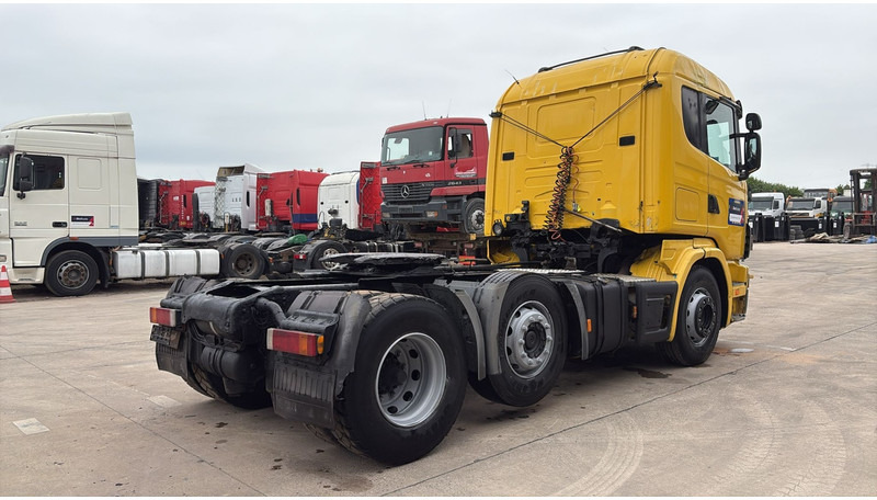 Scania 124-420 (6X2 / 8 TYRES / ORIGINAL TRACTOR UNIT / FRONT STEEL) - Tractor unit: picture 5 Scania 124-420 (6X2 / 8 TYRES / ORIGINAL TRACTOR UNIT / FRONT STEEL) - Tractor unit: picture 5