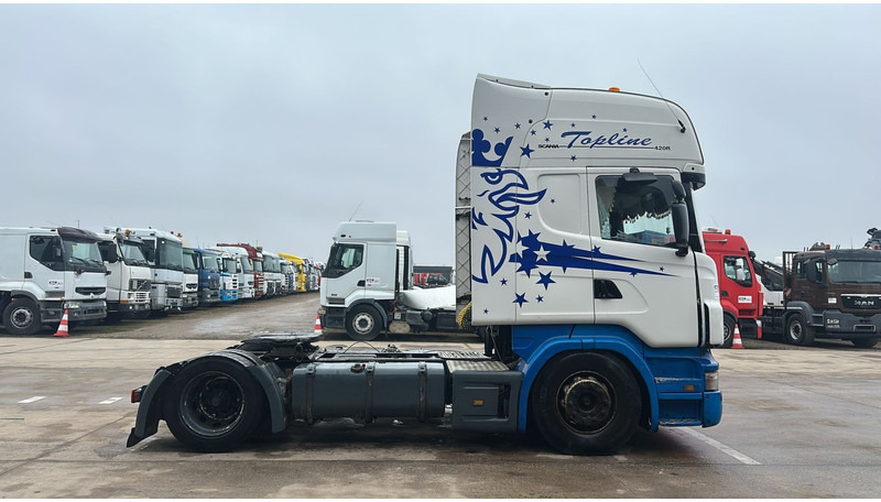 Scania R 420 (FOR PARTS / ENGINE RUNNING AND TRUCK DRIVING / MANUAL GEARBOX) - Tractor unit: picture 4 Scania R 420 (FOR PARTS / ENGINE RUNNING AND TRUCK DRIVING / MANUAL GEARBOX) - Tractor unit: picture 4
