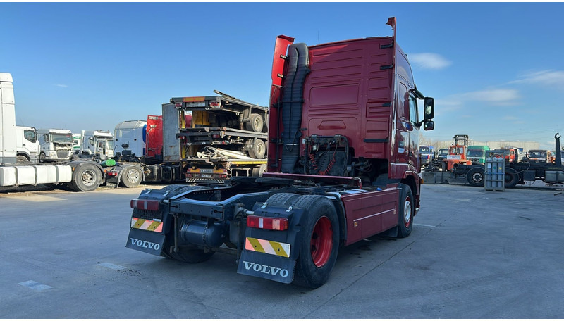 Volvo FH 400 (MANUAL GEARBOX / EURO 5 / BOITE MANUELLE) - Tractor unit: picture 5 Volvo FH 400 (MANUAL GEARBOX / EURO 5 / BOITE MANUELLE) - Tractor unit: picture 5