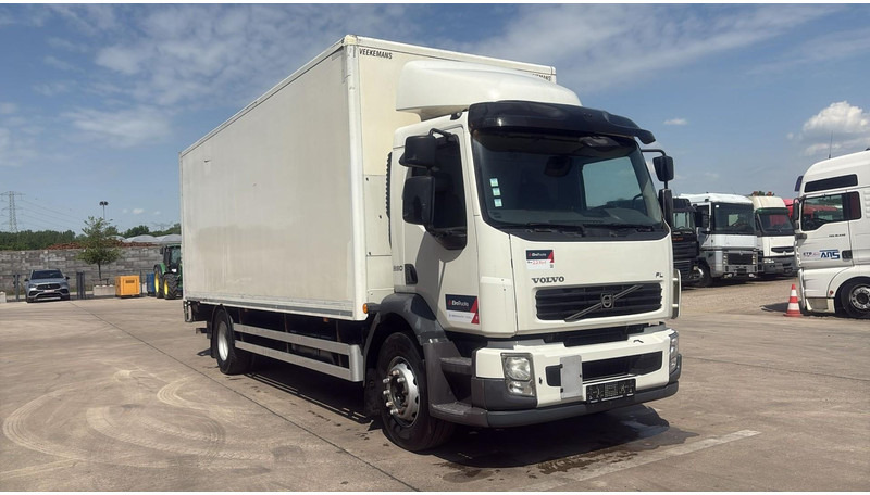 Volvo FL 260 (LIFT 2000 KG / PERFECT BELGIAN TRUCK / 18 TON / EURO 5) - Box truck: picture 3 Volvo FL 260 (LIFT 2000 KG / PERFECT BELGIAN TRUCK / 18 TON / EURO 5) - Box truck: picture 3