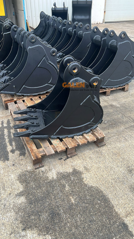 CATERPILLAR 305 Mini Excavator Bucket - Excavator bucket for Mini excavator: picture 3 CATERPILLAR 305 Mini Excavator Bucket - Excavator bucket for Mini excavator: picture 3