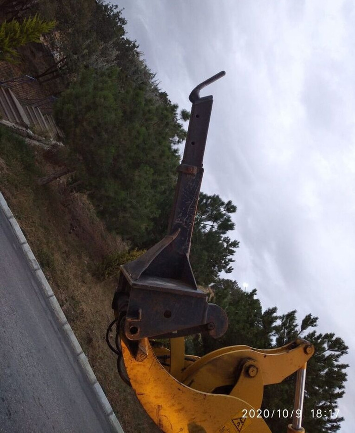 Volvo Material Handling Equipment - Boom for Forklift: picture 2 Volvo Material Handling Equipment - Boom for Forklift: picture 2