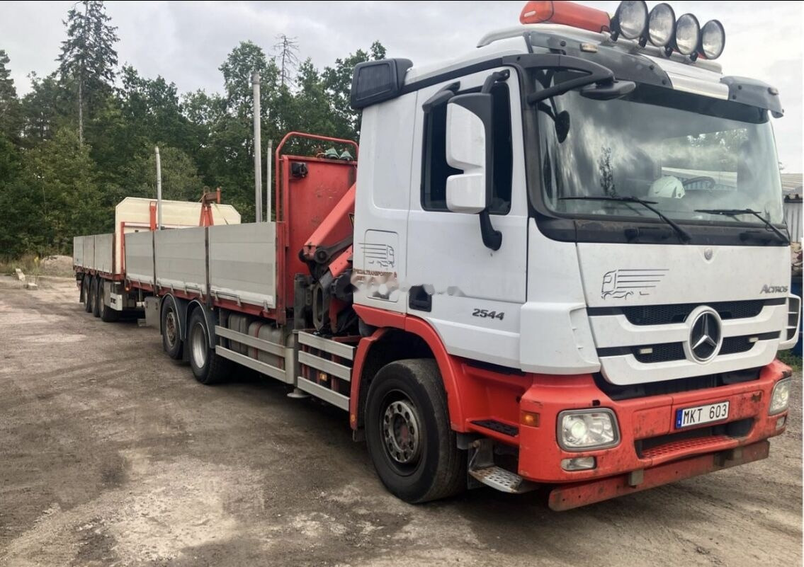 Mercedes-Benz 2544L Ekipage - Dropside/ Flatbed truck, Crane truck: picture 1 Mercedes-Benz 2544L Ekipage - Dropside/ Flatbed truck, Crane truck: picture 1