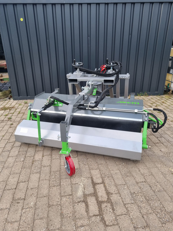 Rolbezem 1,50m nylon - Broom for Loader: picture 1 Rolbezem 1,50m nylon - Broom for Loader: picture 1