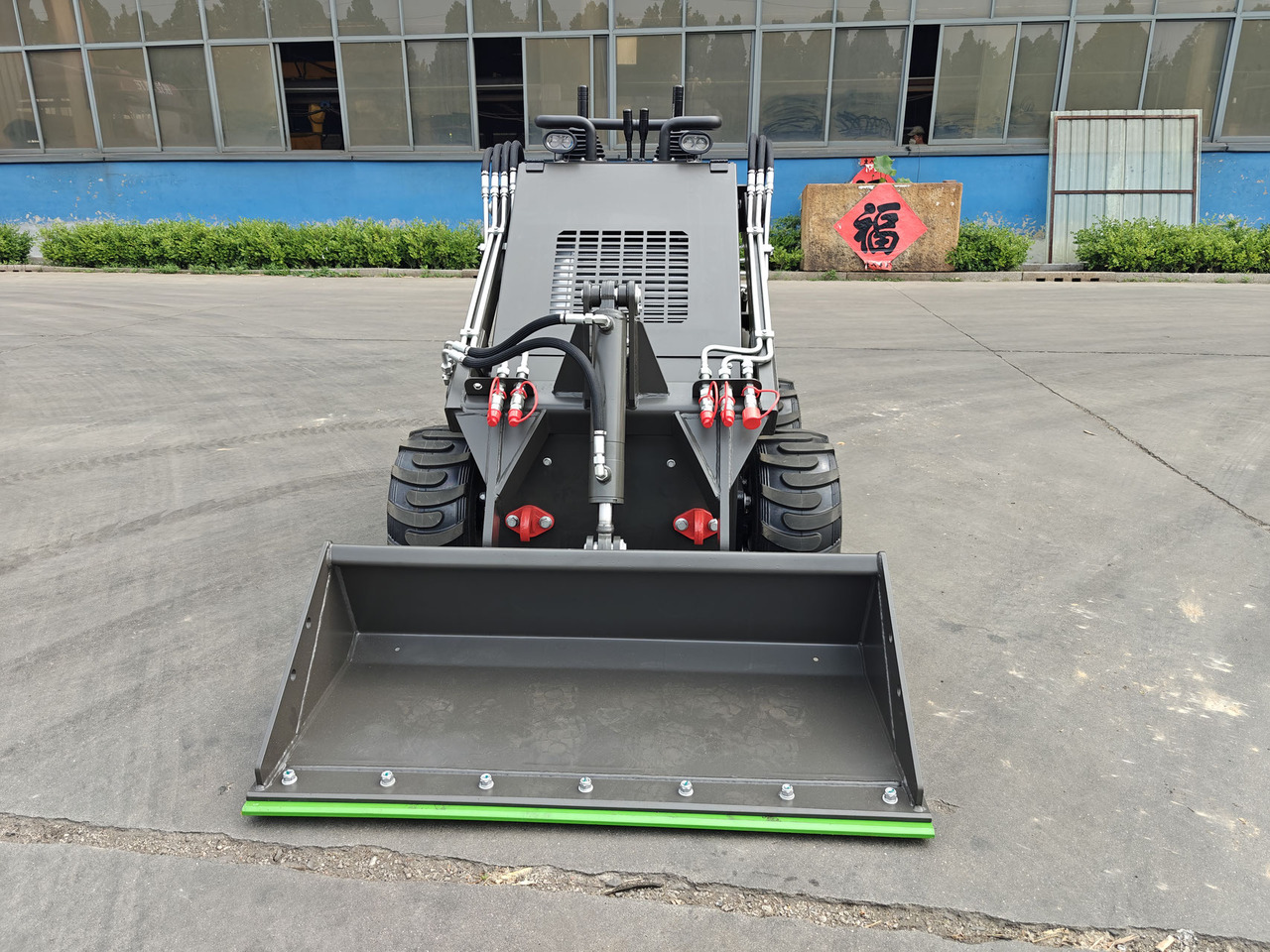 WCM-SL380 - Skid steer loader: picture 4 WCM-SL380 - Skid steer loader: picture 4