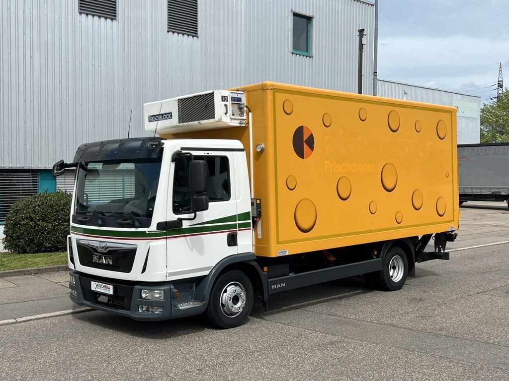 MAN TGL 8.220 Kühlkoffer 5,26m LBW Klima Luftgef. MAN TGL 8.220 Kühlkoffer 5,26m LBW Klima Luftgef. - Refrigerated van: picture 3 MAN TGL 8.220 Kühlkoffer 5,26m LBW Klima Luftgef. MAN TGL 8.220 Kühlkoffer 5,26m LBW Klima Luftgef. - Refrigerated van: picture 3