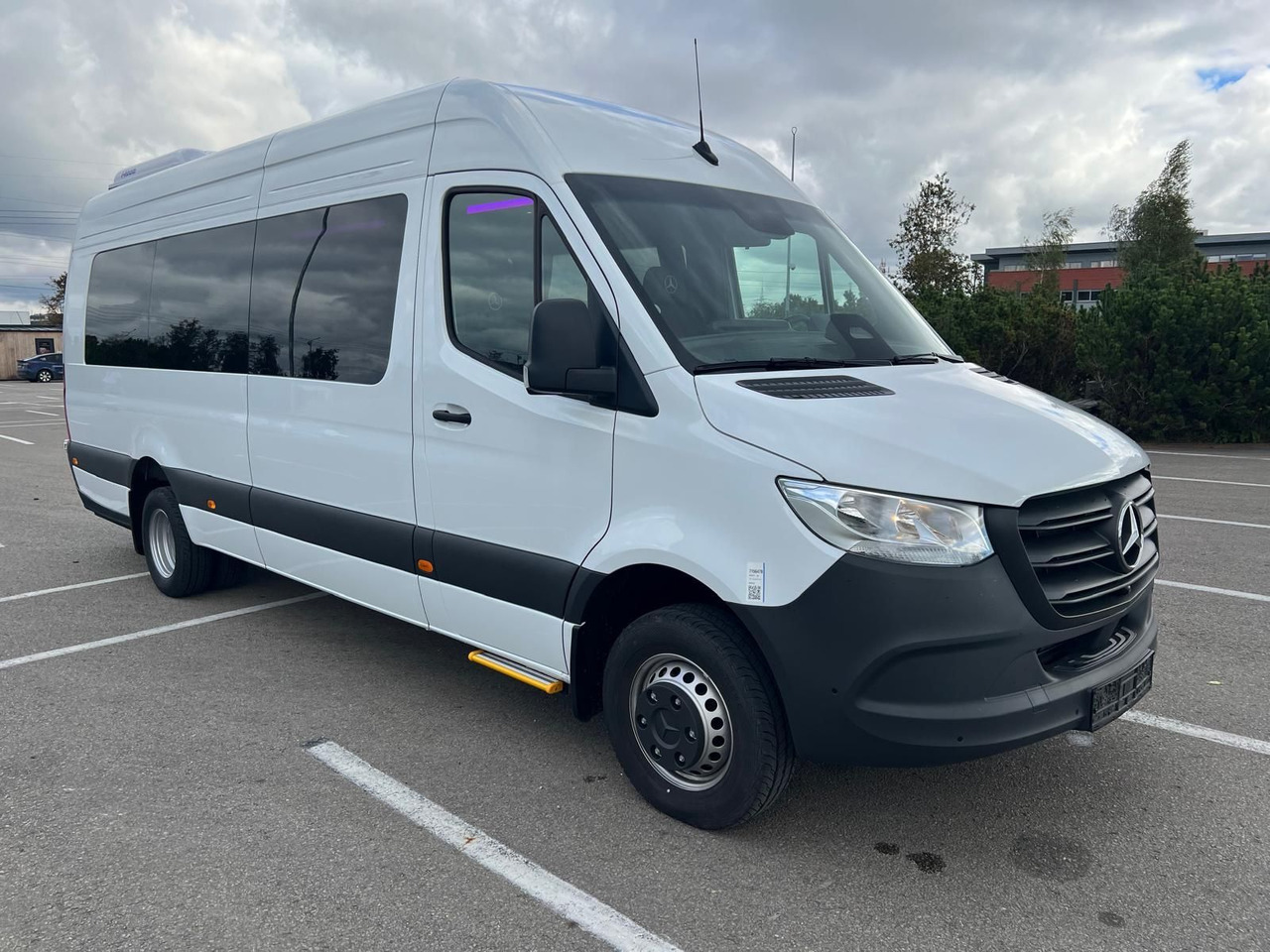 Mercedes-Benz Sprinter 517 Komfort XL, 21 SS - Minibus, Passenger van: picture 1 Mercedes-Benz Sprinter 517 Komfort XL, 21 SS - Minibus, Passenger van: picture 1