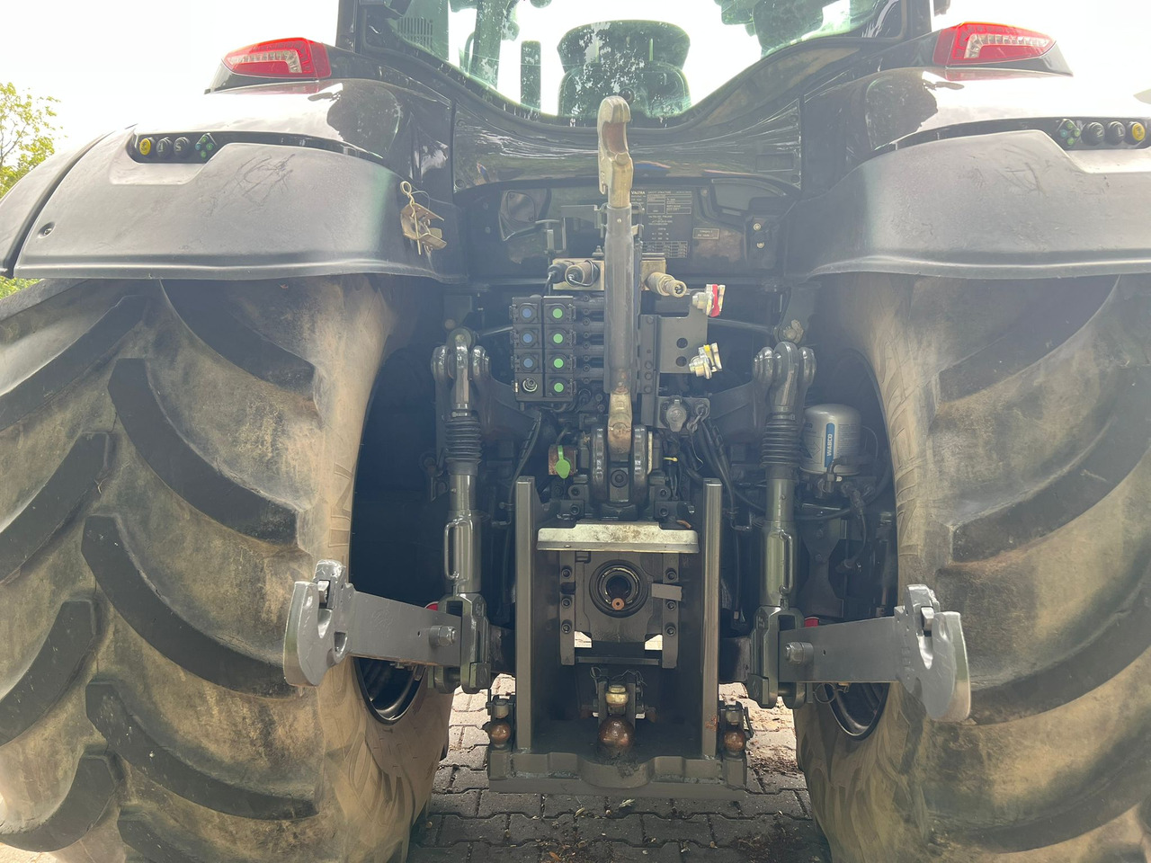 Farm tractor VALTRA T174 Versu: picture 10 Farm tractor VALTRA T174 Versu: picture 10