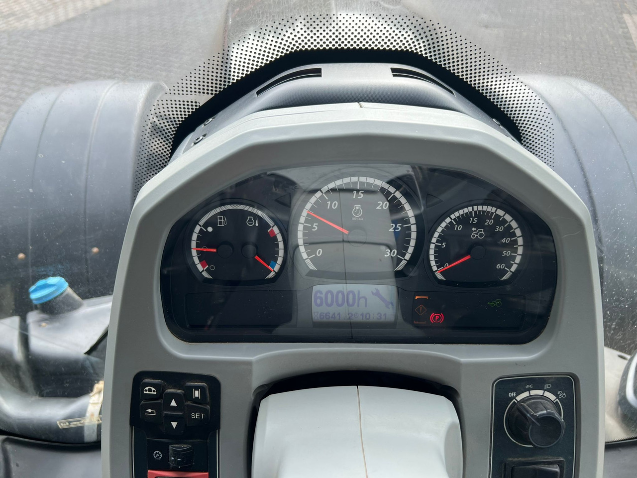 Farm tractor VALTRA T174 Versu: picture 15 Farm tractor VALTRA T174 Versu: picture 15