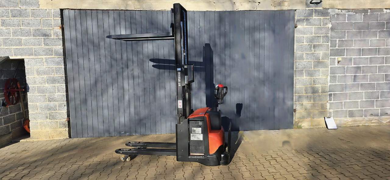 BT SWE 200 D initilal lift, wstępne podnoszenie wideł - Stacker: picture 5 BT SWE 200 D initilal lift, wstępne podnoszenie wideł - Stacker: picture 5