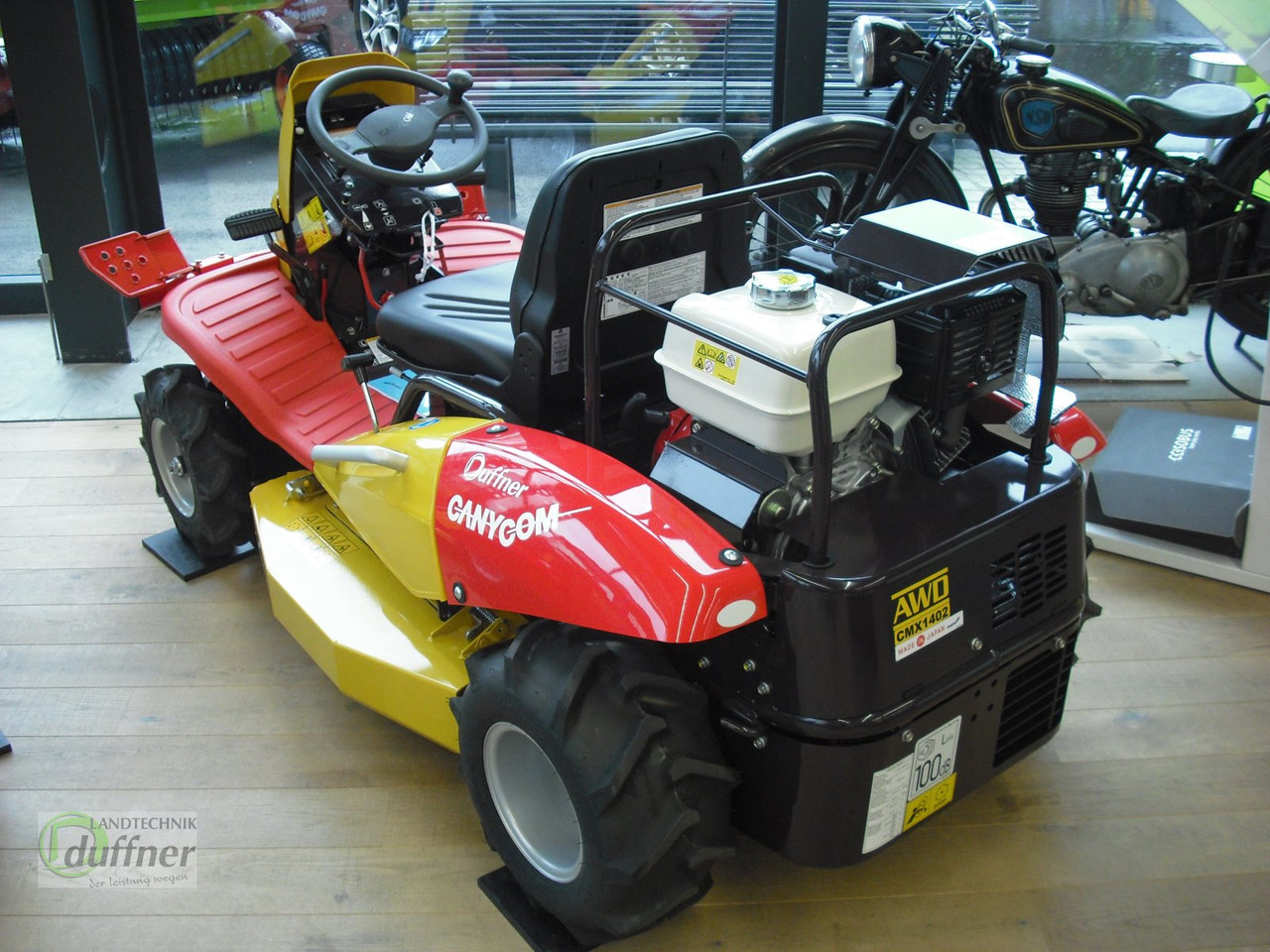 Canycom CMX 1402 - Garden mower: picture 2 Canycom CMX 1402 - Garden mower: picture 2