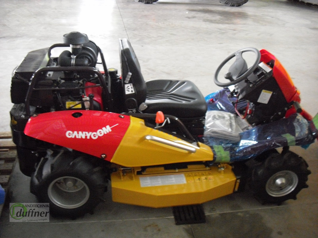 Canycom CMX 2402 - Garden mower: picture 5 Canycom CMX 2402 - Garden mower: picture 5