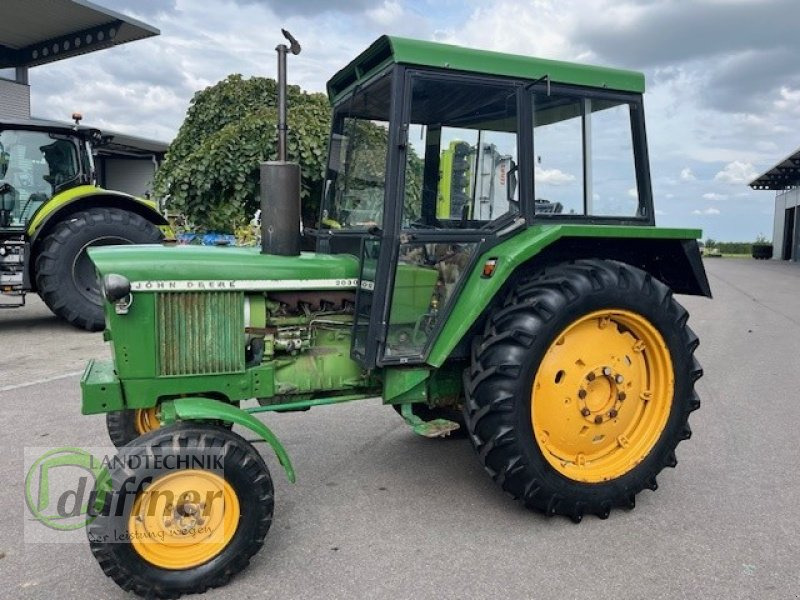 John Deere 2030 - Farm tractor: picture 1 John Deere 2030 - Farm tractor: picture 1