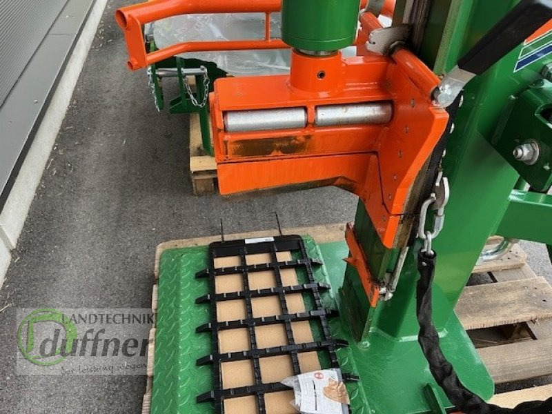 Posch Hydro Combi 20 + Winde - Log splitter: picture 3 Posch Hydro Combi 20 + Winde - Log splitter: picture 3