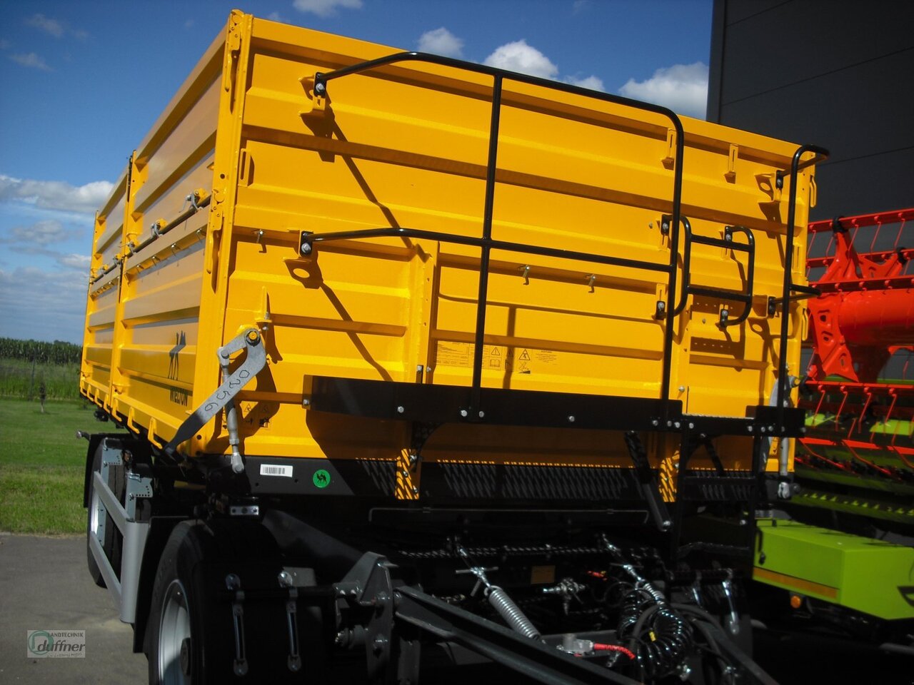 WIELTON PRS-1W14 - Farm tipping trailer/ Dumper: picture 2 WIELTON PRS-1W14 - Farm tipping trailer/ Dumper: picture 2