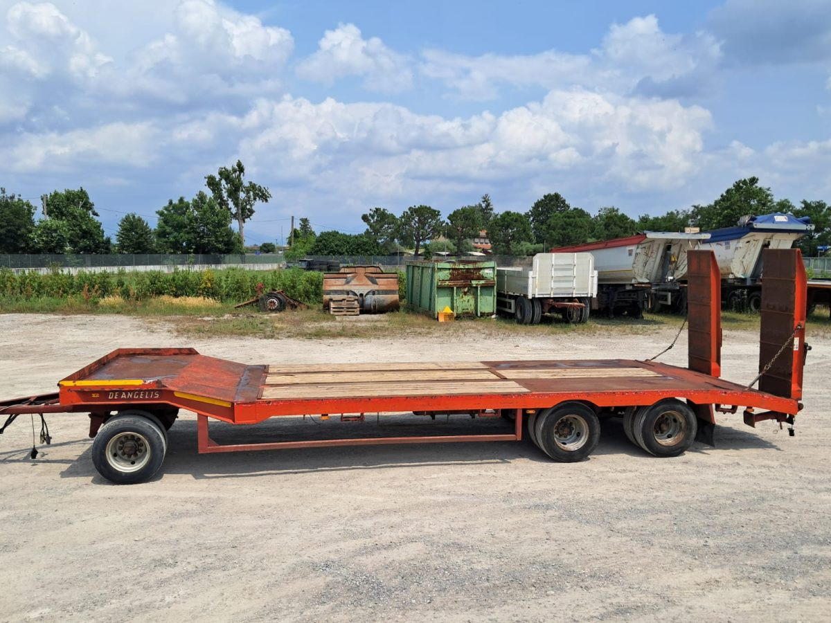 DE ANGELIS 3R3 - Low loader trailer: picture 5 DE ANGELIS 3R3 - Low loader trailer: picture 5