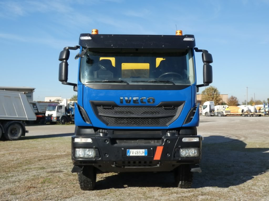 IVECO TRAKKER 500 CIFA RY1300 - Concrete mixer truck: picture 5 IVECO TRAKKER 500 CIFA RY1300 - Concrete mixer truck: picture 5