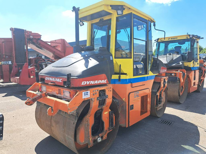 Dynapac CG 233 HF - Roller: picture 1 Dynapac CG 233 HF - Roller: picture 1