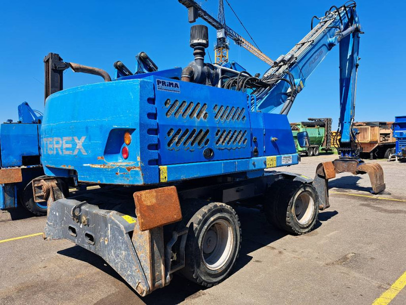 Fuchs MHL 331 - Waste/ Industry handler: picture 1 Fuchs MHL 331 - Waste/ Industry handler: picture 1