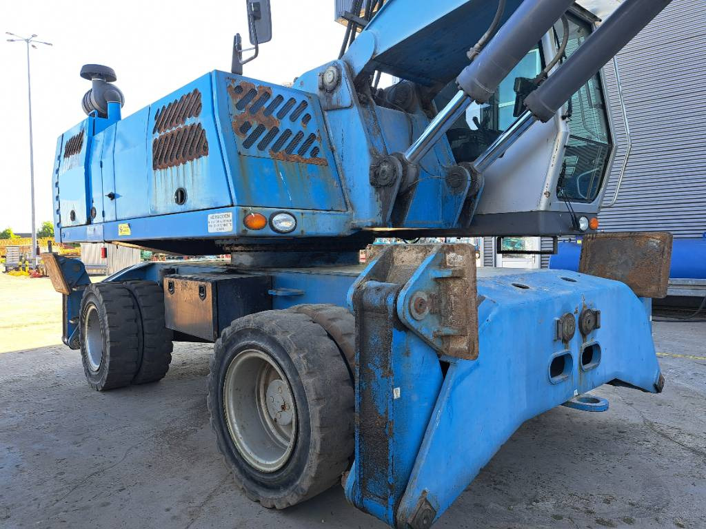 Fuchs MHL360D with low hour engine - Waste/ Industry handler: picture 5 Fuchs MHL360D with low hour engine - Waste/ Industry handler: picture 5