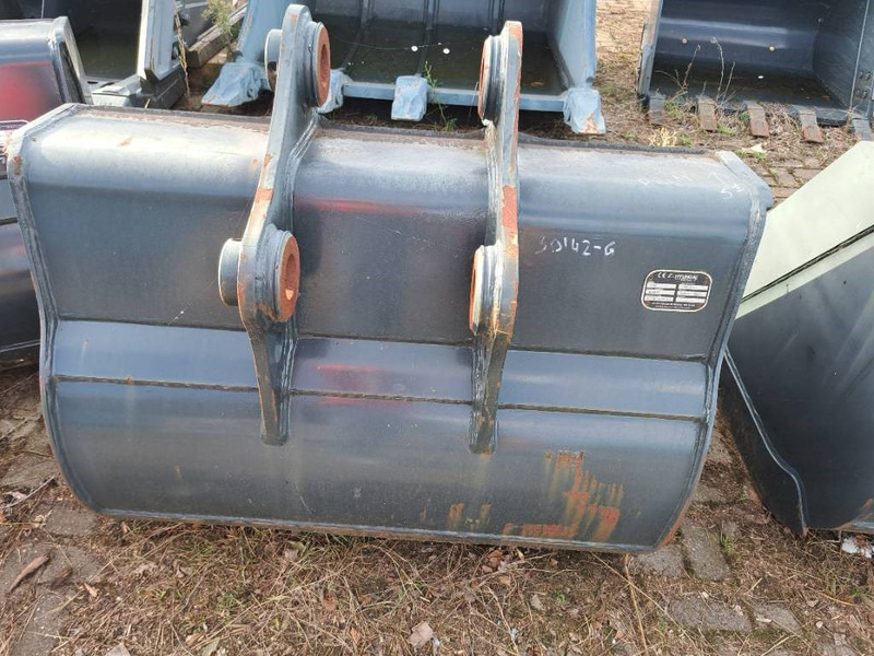 Hyundai Exacavator Digging Bucket 140, 6N4-37000 - Bucket for Construction machinery: picture 1 Hyundai Exacavator Digging Bucket 140, 6N4-37000 - Bucket for Construction machinery: picture 1