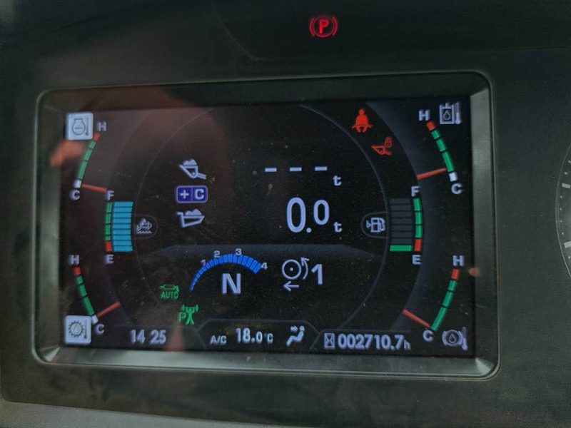 Wheel loader Komatsu WA 475-10E0: picture 11