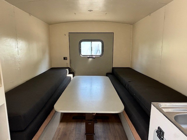 Camper Volvo C303 6x6 diesel laplander camper: picture 15