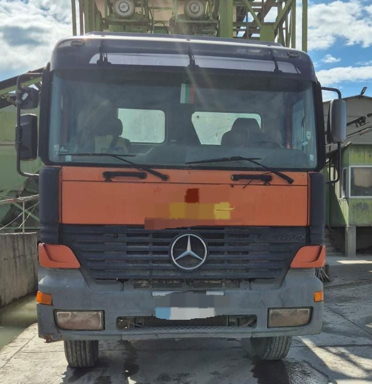 Mercedes-Benz Actros 2643 Chassis - Tractor unit: picture 1 Mercedes-Benz Actros 2643 Chassis - Tractor unit: picture 1