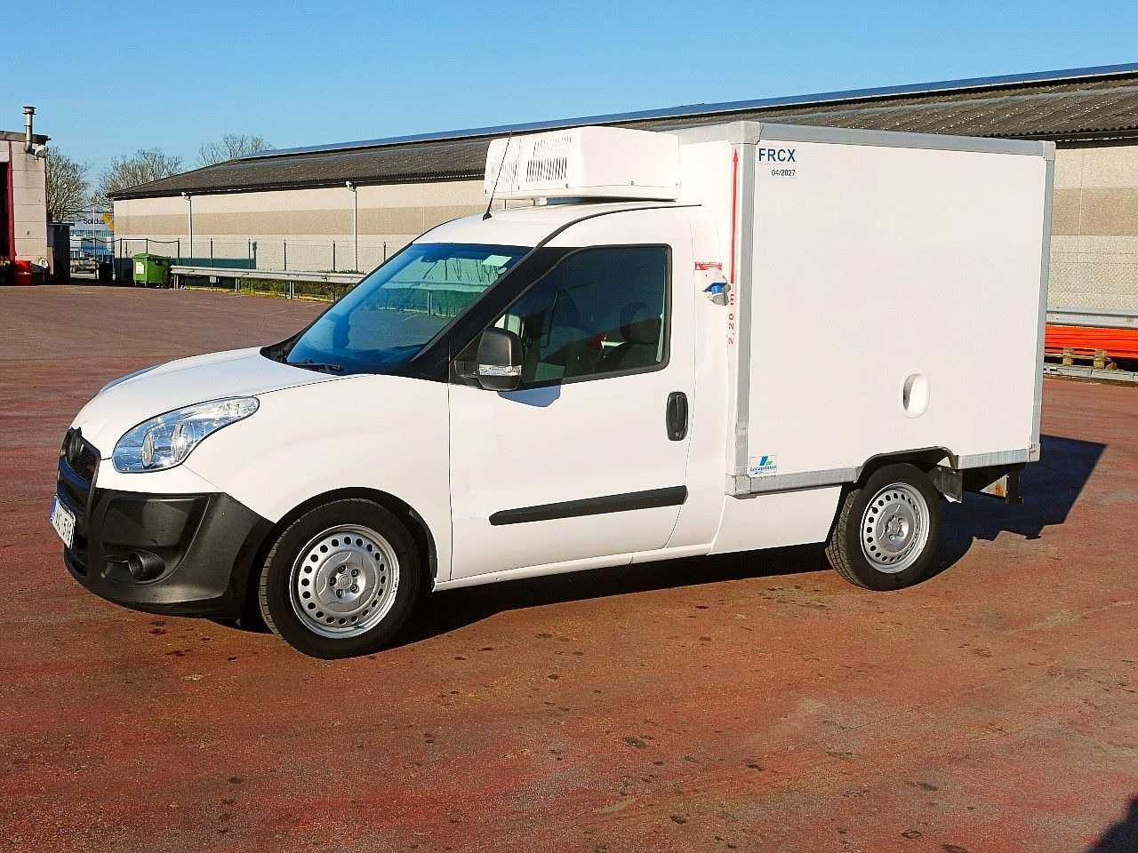 Fiat 1.3 DOBLO KUHLKOFFER RELEC FROD TR22 -20C - Refrigerated van: picture 4 Fiat 1.3 DOBLO KUHLKOFFER RELEC FROD TR22 -20C - Refrigerated van: picture 4