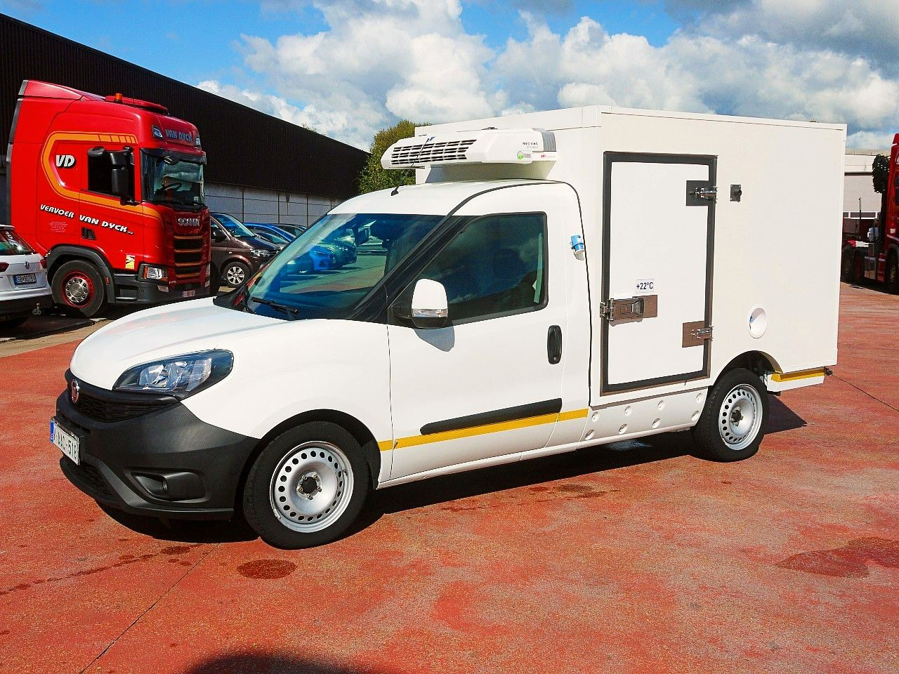 Fiat DOBLO 1.6 KUHLKOFFER THERMOKING MT A/C - Refrigerated van: picture 4 Fiat DOBLO 1.6 KUHLKOFFER THERMOKING MT A/C - Refrigerated van: picture 4