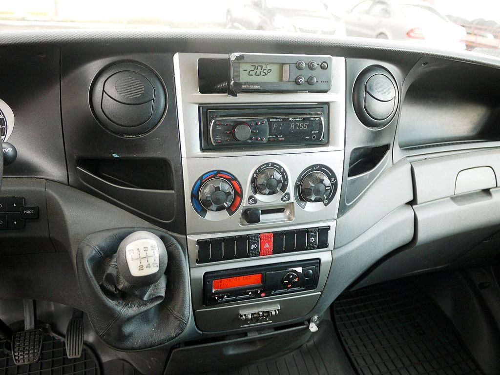 Refrigerated van Iveco 60C15 65 70 DAILY KUHLKOFFER THERMOKING V500 A/C Iveco 60C15 65 70 DAILY KUHLKOFFER THERMOKING V500 A/C: picture 14