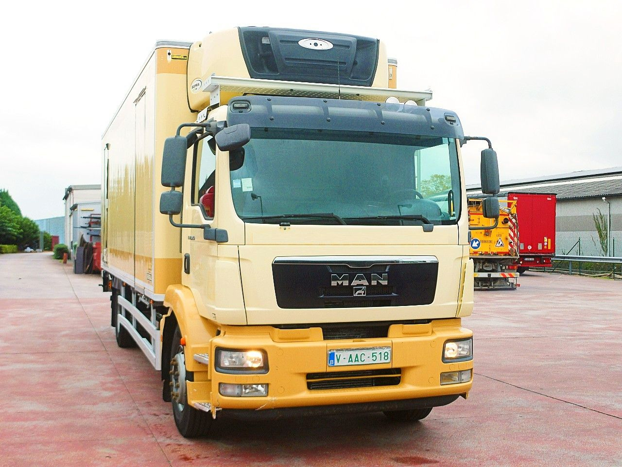 MAN TGM 18 250 CHEREAU CARRIER SUPR 1250 MULTi - Refrigerator truck: picture 1 MAN TGM 18 250 CHEREAU CARRIER SUPR 1250 MULTi - Refrigerator truck: picture 1