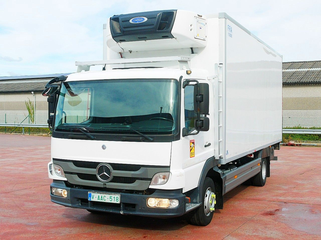 Mercedes-Benz 1018 ATEGO KUHLKOFFER CARRIER SUPRA 550 LBW - Refrigerator truck: picture 5 Mercedes-Benz 1018 ATEGO KUHLKOFFER CARRIER SUPRA 550 LBW - Refrigerator truck: picture 5