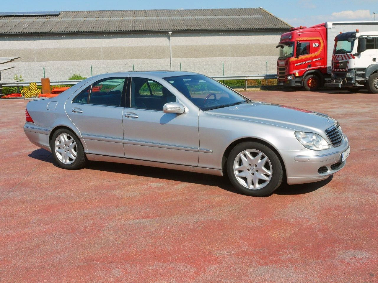 Mercedes-Benz COMAND Bi-XENON SCHIEBEDACH SOFTCLOSE ... - Sedan: picture 3 Mercedes-Benz COMAND Bi-XENON SCHIEBEDACH SOFTCLOSE ... - Sedan: picture 3