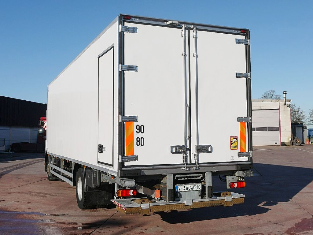 Refrigerator truck Renault P 270.19 D KUHLKOFER CARRIER SUPRA 950 MULIT LBW: picture 7