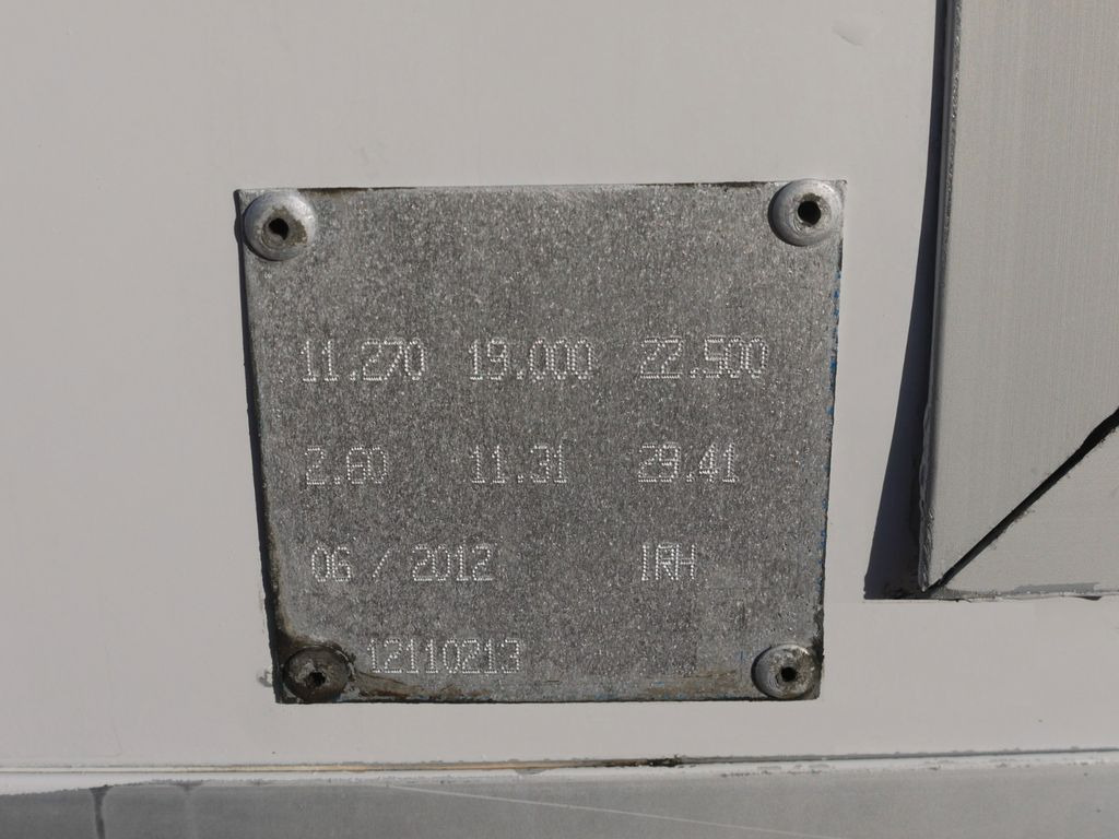 Refrigerator truck Renault P 270.19 D KUHLKOFER CARRIER SUPRA 950 MULIT LBW: picture 12